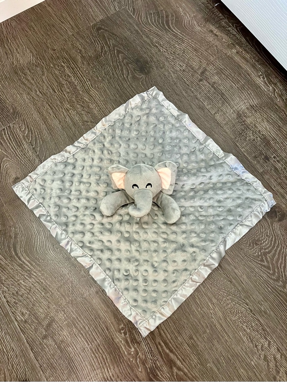 Elephant security blanket